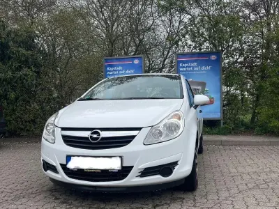 Usata Opel Corsa Selection 60 CV (44 kW) 2009 Bianco Utilitaria