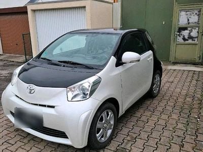 Usata Toyota iQ 68 CV (50 kW) 2009 Bianco Utilitaria