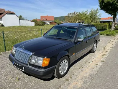 Gebraucht Mercedes E320 220 PS (161 kW) 1993 Schwarz Kombi