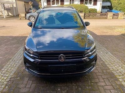 Gebraucht VW Golf Sportsvan Comfortline 150 PS (110 kW) 2018 Schwarz Van / Kleinbus