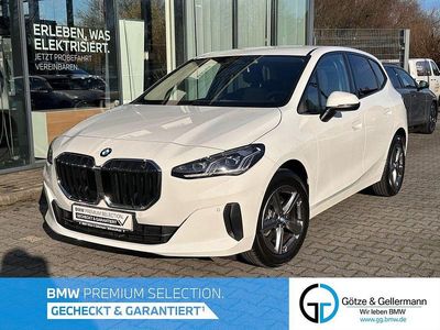 Gebraucht BMW 220 Active Tourer 170 PS (125 kW) 2025 Alpinweiß Van / Kleinbus