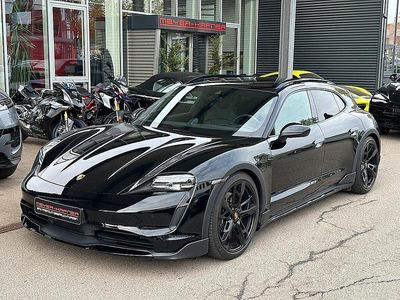 Second-hand Porsche Taycan Cross Turismo 350 kW (476 CP) 2023 Negru Berlinǎ