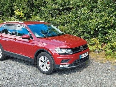 Rot Gebraucht 2017 VW Tiguan SUV | 15.500 € (Etwas zu teuer)