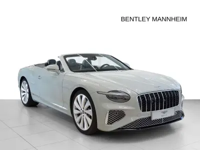 Gebraucht Bentley Continental 680 PS (500 kW) 2025 Opalite Limousine