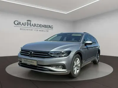 Gebraucht VW Passat Business 200 PS (147 kW) 2023 Silber Kombi
