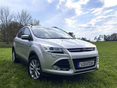 Gebraucht Ford Kuga Titanium 179 PS (131 kW) 2015 Silber SUV