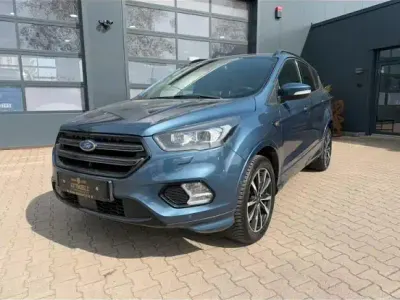 Gebraucht Ford Kuga ST-Line 150 PS (110 kW) 2019 Blau SUV