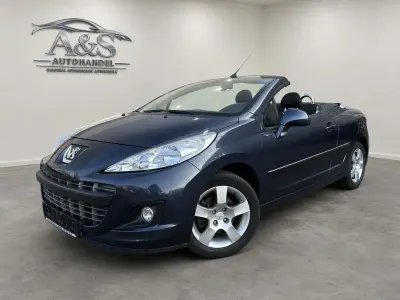Gebraucht Peugeot 207 CC Platinum 111 PS (81 kW) 2012 Blau Cabrio