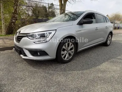 Gebraucht Renault Mégane LIMITED 140 PS (102 kW) 2020 Silber Limousine