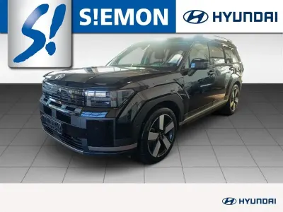 Gebraucht Hyundai Santa Fe Signature 253 PS (186 kW) 2024 Abyss black SUV