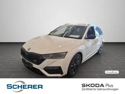 Gebraucht Skoda Octavia RS 245 PS (180 kW) 2024 Candyweiß Kombi