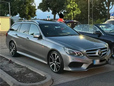 Gebraucht Mercedes E350 AMG 258 PS (189 kW) 2015 Silber Kombi