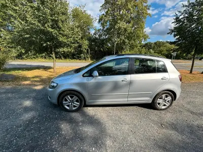 Gebraucht VW Golf Plus Comfortline 105 PS (77 kW) 2010 Silber Van / Kleinbus