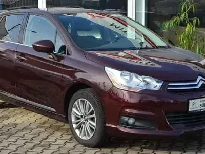 Gebraucht Citroën C4 Tendance 120 PS (88 kW) 2011 Rot (metallic) Kleinwagen
