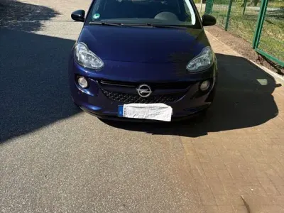 Używany Opel Adam Jam 87 KM (63 kW) 2016 Purpurowy Hatchback