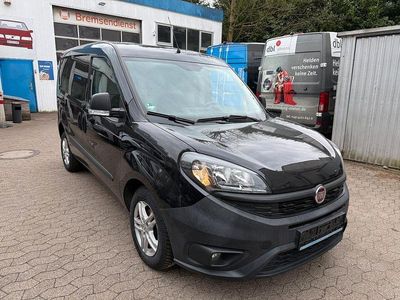 Second-hand Fiat Doblò 101 CP (74 kW) 2018 Negru Monovolum
