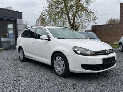 Gebraucht VW Golf VI Comfortline 105 PS (77 kW) 2010 Candyweiß Kleinwagen