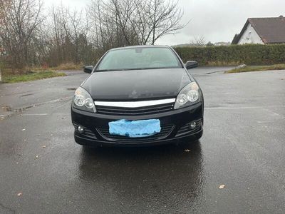 Opel Astra GTC
