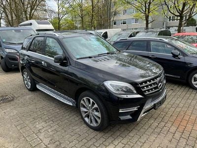 Schwarz Gebraucht 2018 Mercedes ML400 SUV | 21.990 €