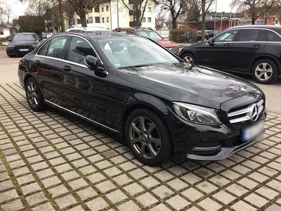 Gebraucht Mercedes C180 Avantgarde 156 PS (114 kW) 2015 Schwarz Limousine