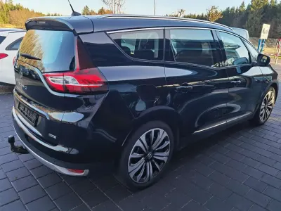 Używany Renault Scénic IV Business 110 KM (80 kW) 2017 Czarny Minivan