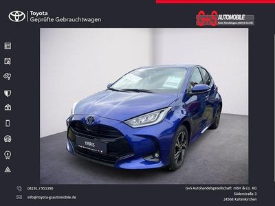 Blau Neu 2025 Toyota Yaris Hybrid Limousine | 27.306 € (Etwas zu teuer)