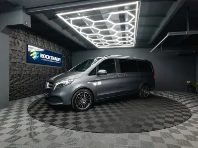 Gebraucht Mercedes V300 Edition 239 PS (175 kW) 2020 Grau Van / Kleinbus