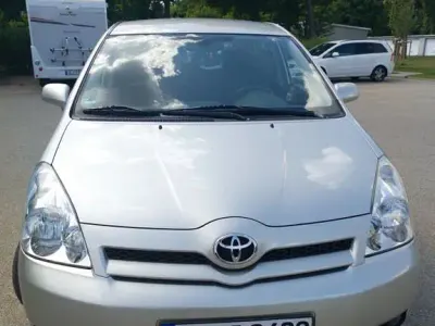 Gebraucht Toyota Corolla Verso Sol 131 PS (96 kW) 2006 Silber Van / Kleinbus