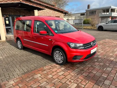 Gebraucht VW Caddy 102 PS (75 kW) 2018 Rot Van / Kleinbus