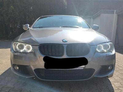 Gebraucht BMW 330 Cabriolet Shadowline 272 PS (200 kW) 2012 Silber Cabrio