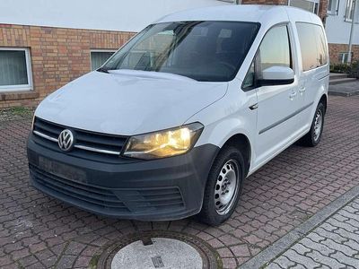 Gebraucht VW Caddy Trendline 150 PS (110 kW) 2018 Candyweiß Van / Kleinbus