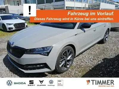 Gebraucht Skoda Superb SportLine 200 PS (147 kW) 2024 Grau Kombi