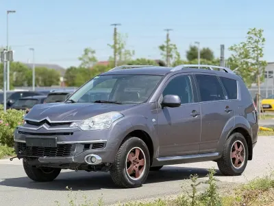 Gebraucht Citroën C-Crosser Exclusive 170 PS (125 kW) 2009 Violett SUV