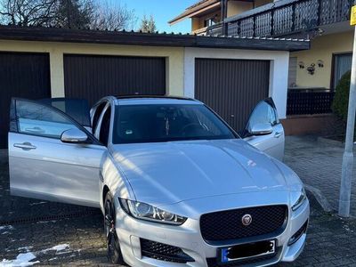 gebraucht Jaguar XE 20d 180ps R-Sport Automatik