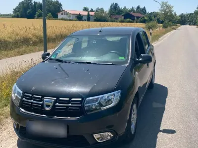Gebraucht Dacia Sandero 90 PS (66 kW) 2019 Schwarz Limousine
