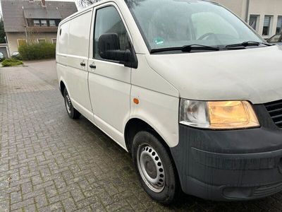 gebraucht VW Transporter T5 Kastenwagen 1.9 TDI Diesel im Guten Zustand