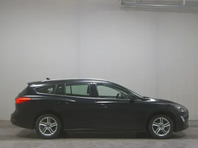 Brugt Ford Focus Cool & Connect 125 HK (91 kW) 2020 Sort Sedan