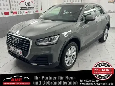 Gebraucht Audi Q2 Ambiente 190 PS (139 kW) 2019 Grau SUV
