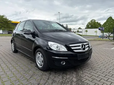 Gebraucht Mercedes B170 116 PS (85 kW) 2009 Schwarz Van / Kleinbus