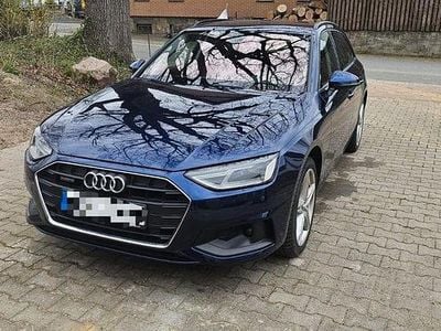 Gebraucht Audi A4 Advanced 190 PS (139 kW) 2020 Blau Kombi
