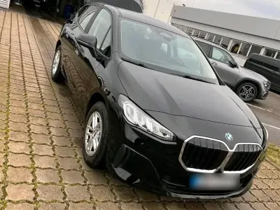 Gebraucht BMW 218 Active Tourer 136 PS (100 kW) 2022 Schwarz Van / Kleinbus