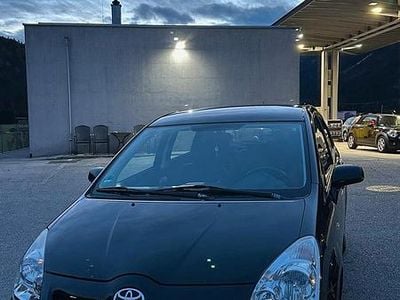 Gebraucht Toyota Corolla Verso 131 PS (96 kW) 2008 Schwarz Van / Kleinbus