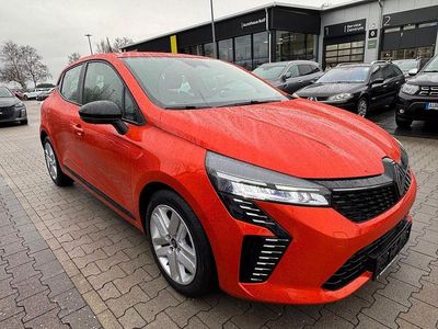Gebraucht Renault Clio V Evolution 91 PS (66 kW) 2025 Orange Limousine