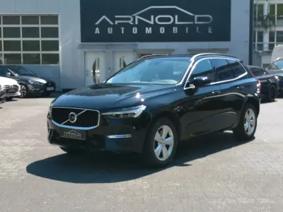 Używany Volvo XC60 Momentum 197 KM (144 kW) 2022 Czarny SUV
