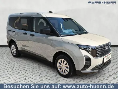 Neu Ford Tourneo Courier Trend 125 PS (91 kW) 2026 Cactus grey Van / Kleinbus