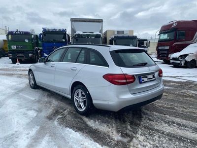 Mercedes C200