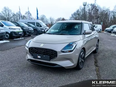 Neu Suzuki Swift Comfort+ 83 PS (61 kW) 2026 Caravan ivory met. Kleinwagen