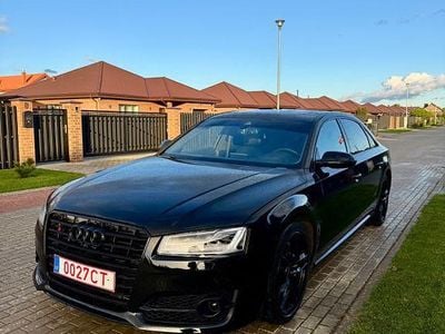 Audi A8L