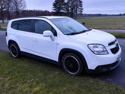 Gebraucht Chevrolet Orlando 163 PS (119 kW) 2012 Weiß Van / Kleinbus