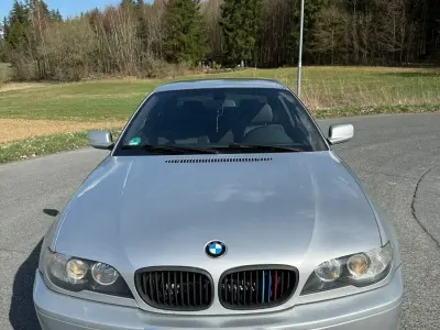 Gebraucht BMW 318 M Sport 143 PS (105 kW) 2003 Silber Coupé